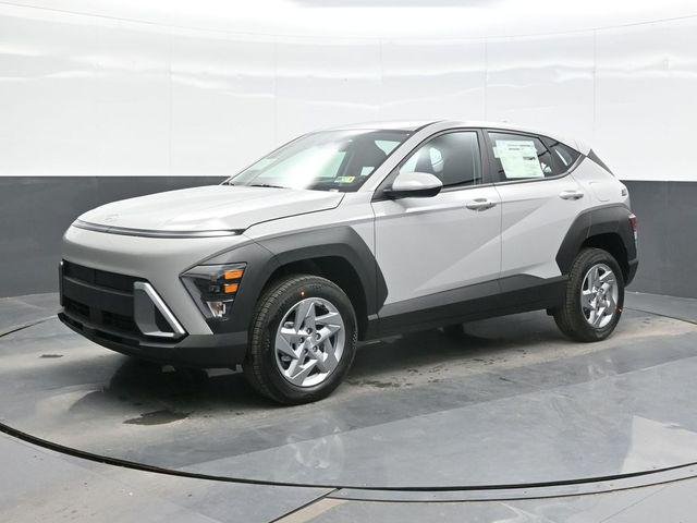 New 2027 Gray Hyundai SE AWD image 5