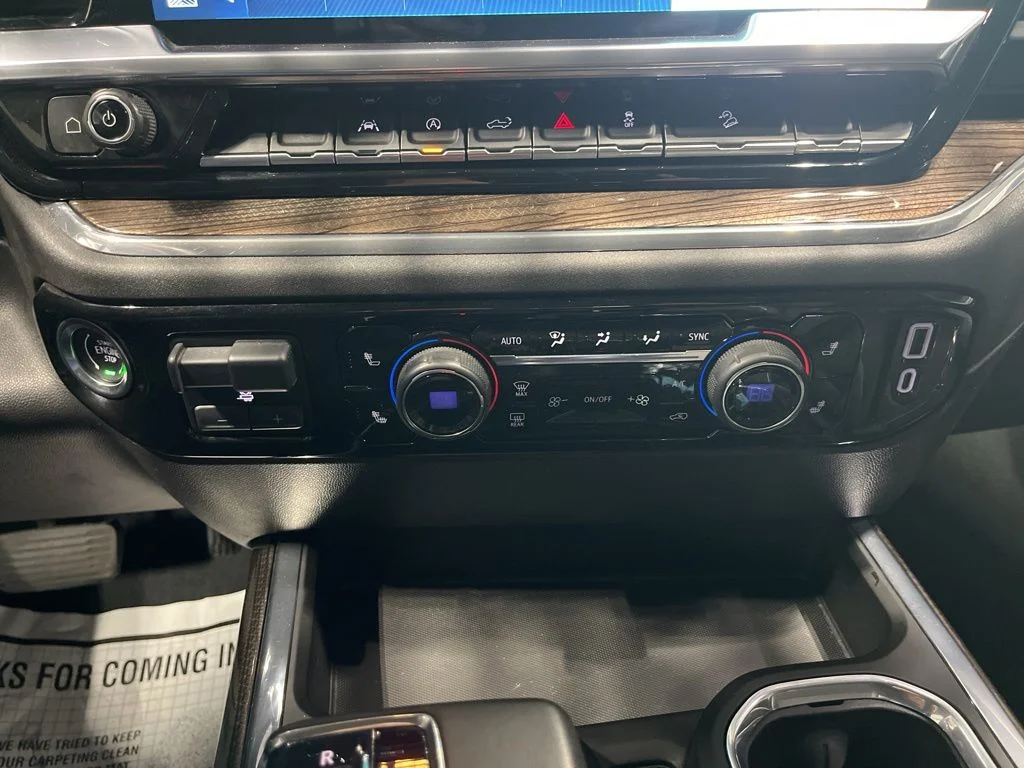 Used 2022 Ash Chevrolet LT Trail Boss image 25