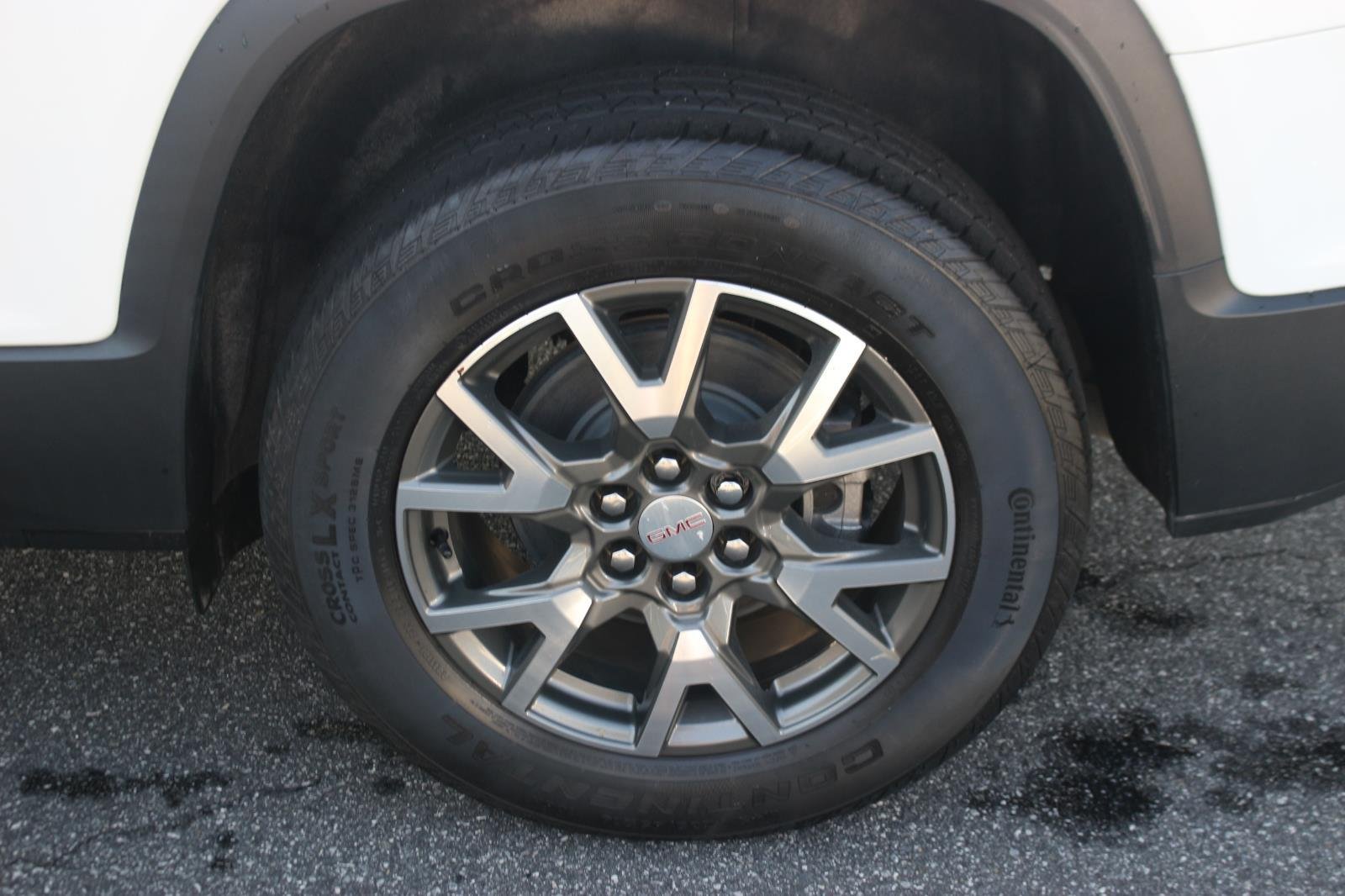 Used 2021 Summit White GMC SLE image 38