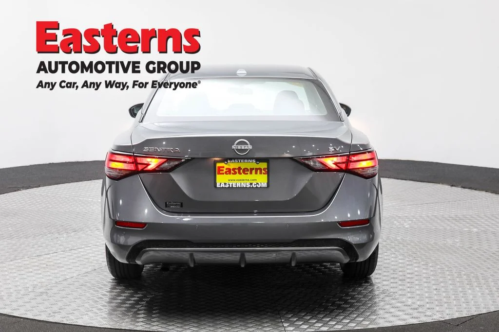 Used 2024 Gray Nissan SV image 6