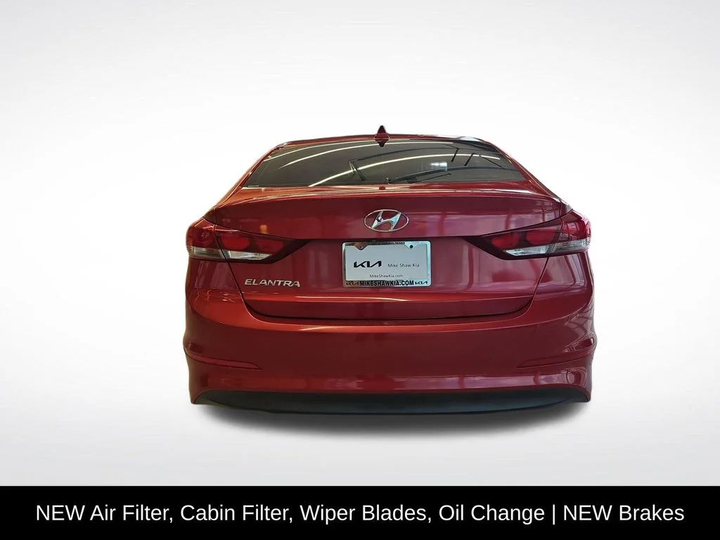 Used 2018 Red Hyundai SEL image 5