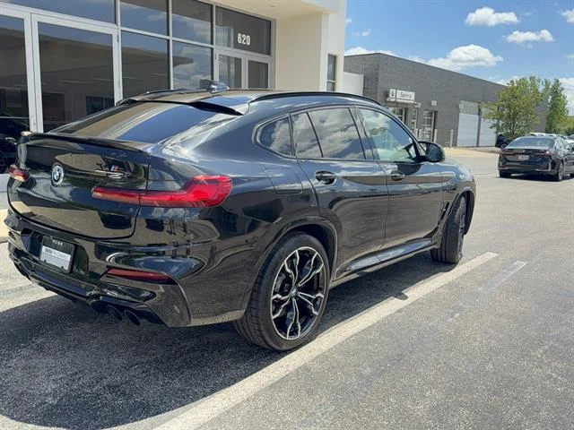 Used 2021 Black Sapphire Metallic BMW Base image 3