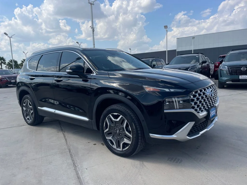 Used 2021 Black Hyundai Limited image 7
