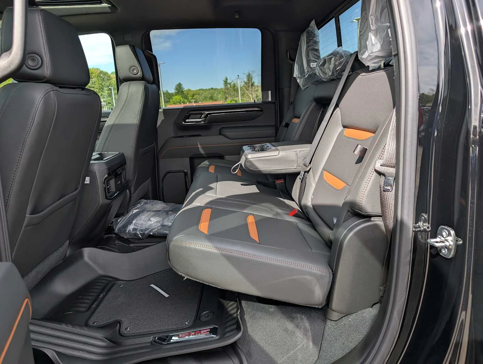 New 2026 Onyx Black GMC AT4 image 21