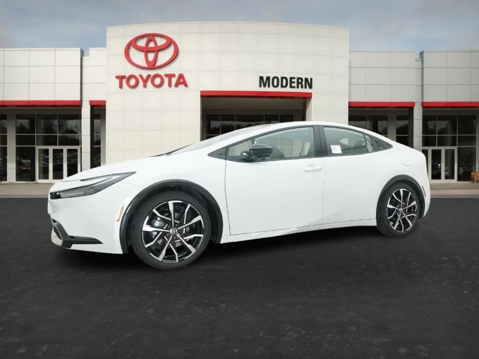 New 2026 Wind Chill Pearl Toyota XSE Premium image 8