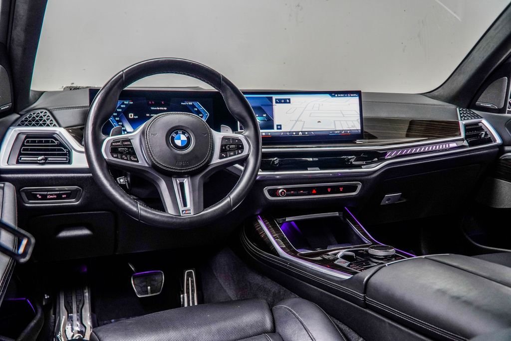 Used 2024 Blue BMW M60i image 18