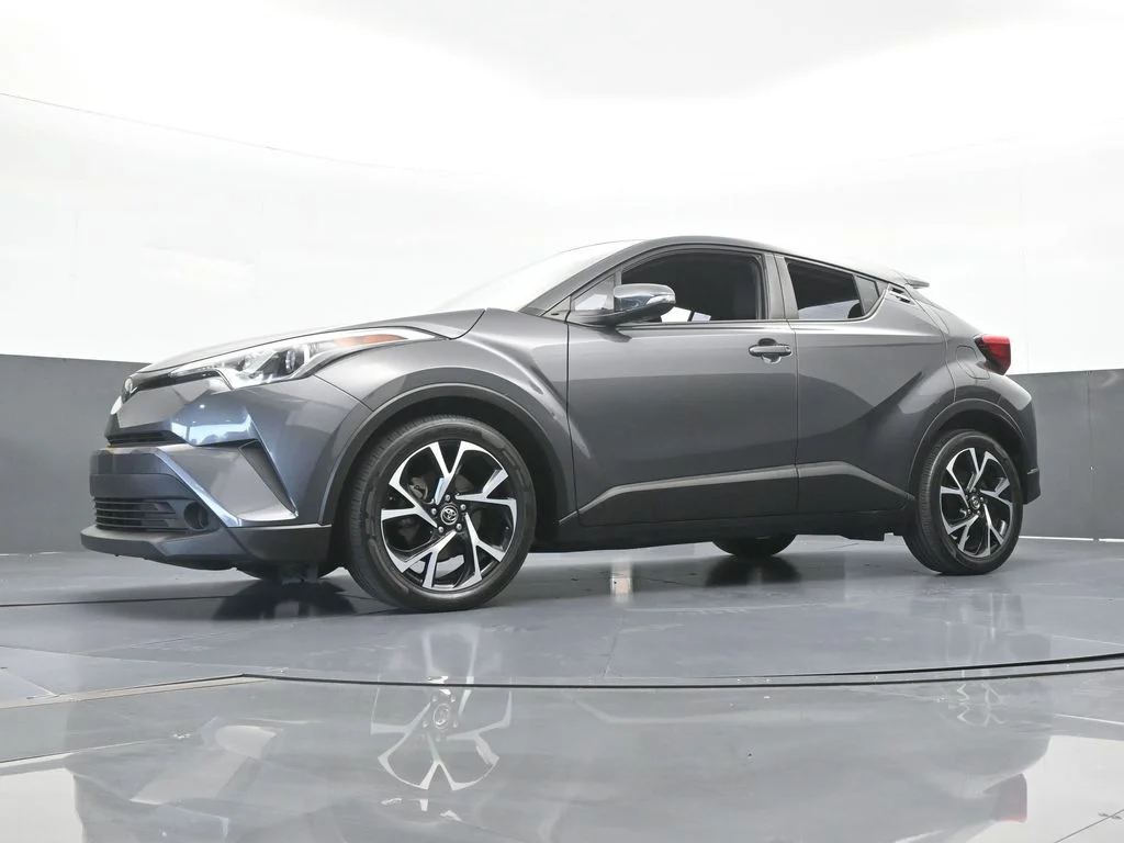Used 2019 Magnetic Gray Metallic Toyota XLE image 47