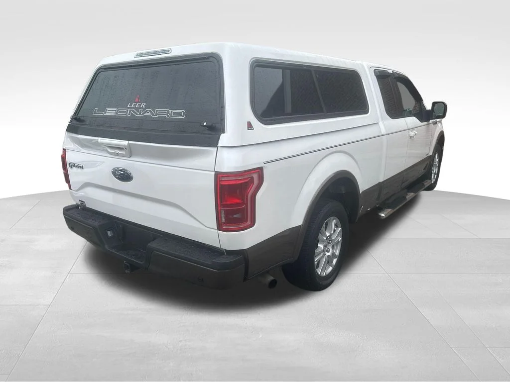 Used 2015  Ford Lariat image 22