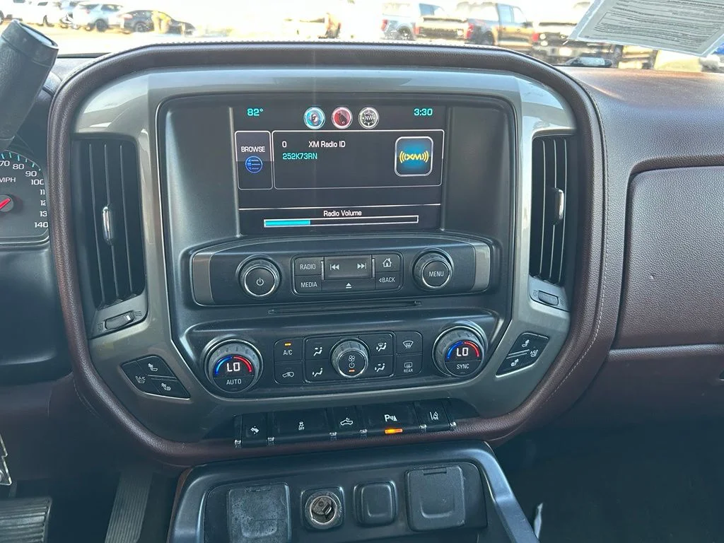 Used 2014 White Chevrolet High Country image 14
