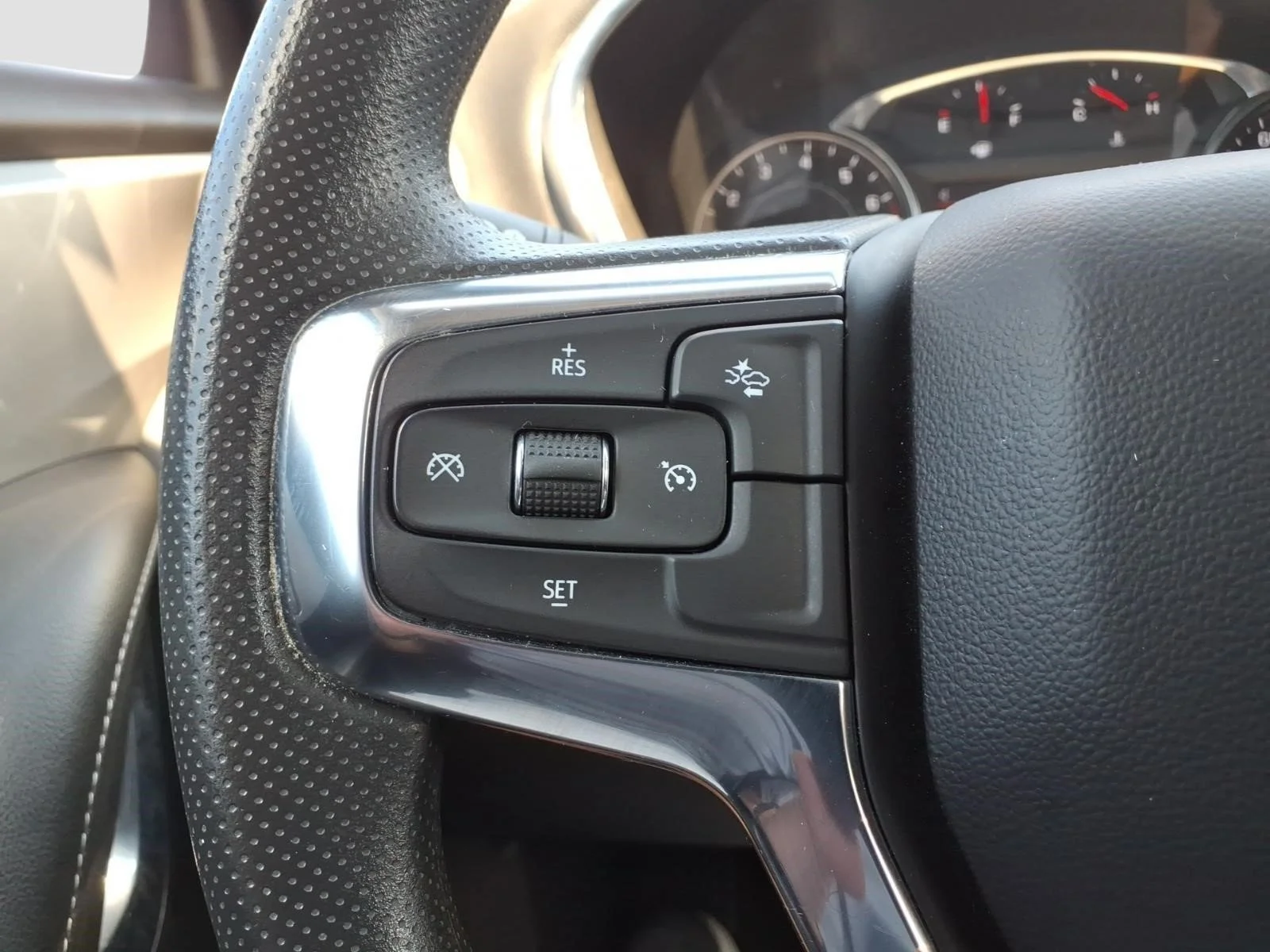 Used 2024 Riptide Blue Metallic Gjv Chevrolet LT image 24