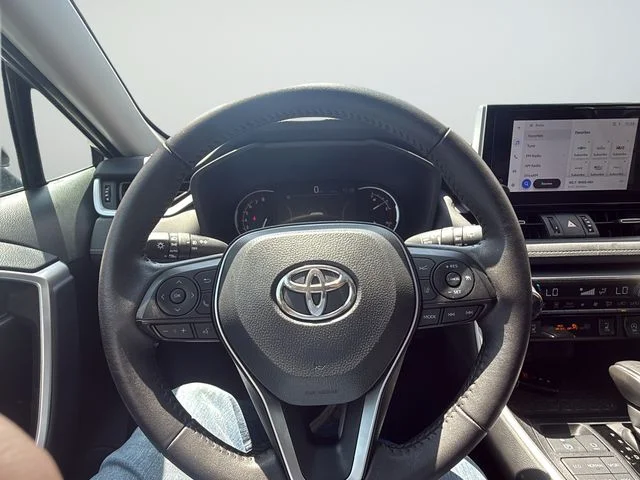Used 2025 Silver Toyota XLE Premium image 11