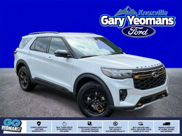 New 2026 Space White Metallic Ford Tremor® image 1