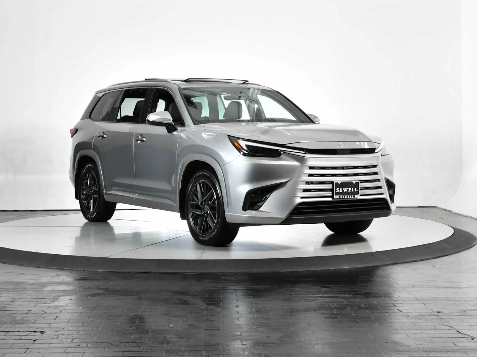 Certified Used 2024 CELESTIAL SILVER Lexus Premium image 9