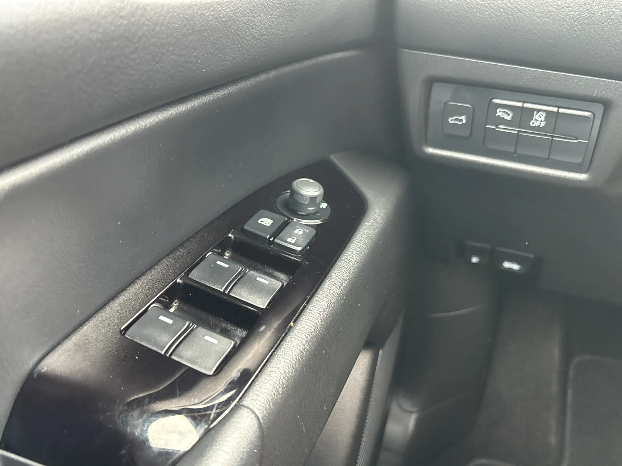 Used 2025 Jet Black Mica Mazda 2.5 S Preferred Package image 14