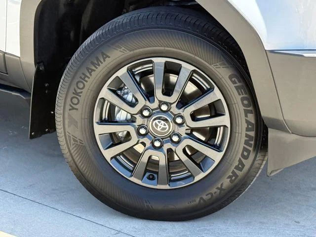 Certified Used 2024 ICE CAP Toyota 1958 image 35
