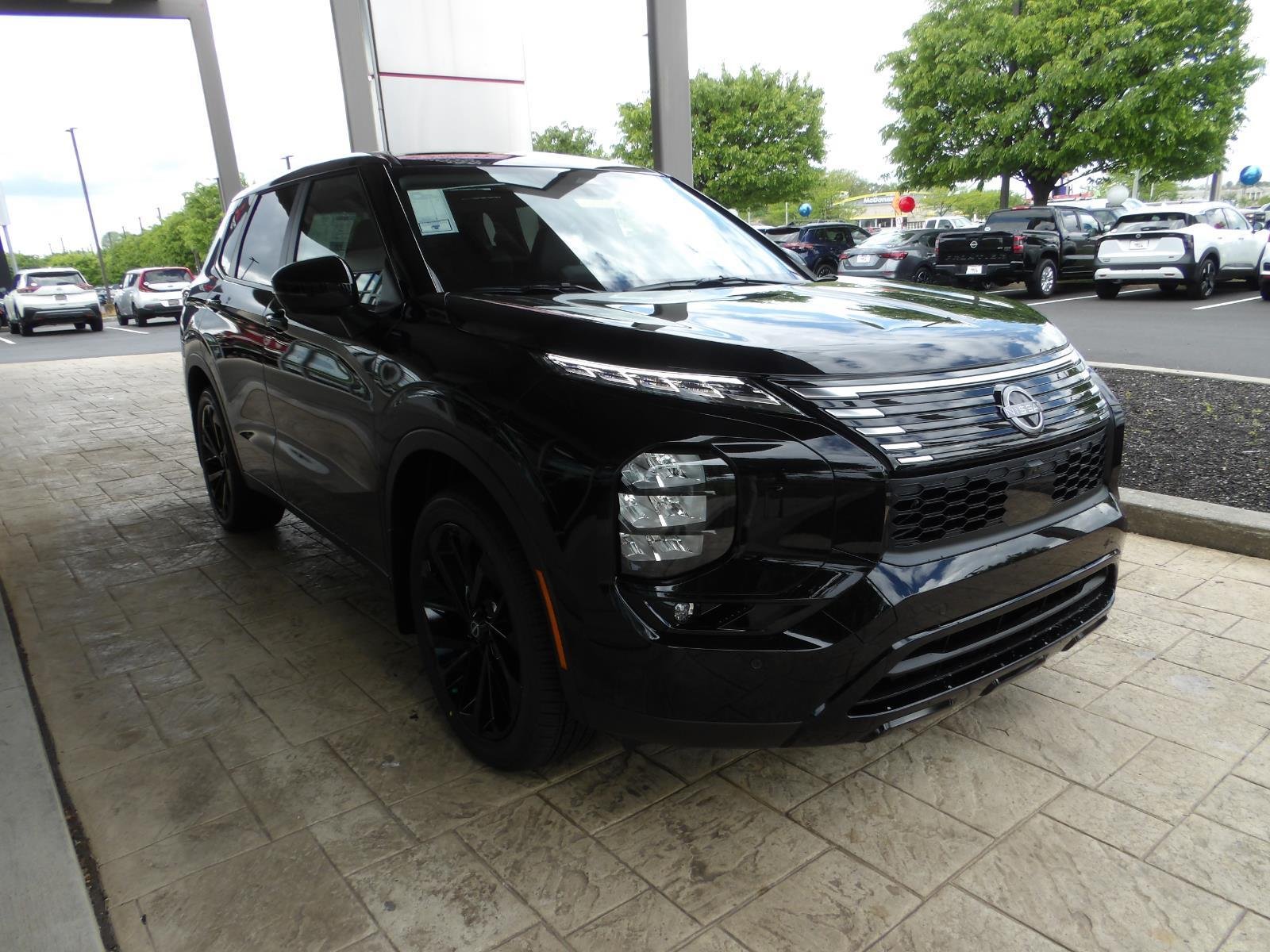 New 2026 Cosmic Black Nissan SL image 3