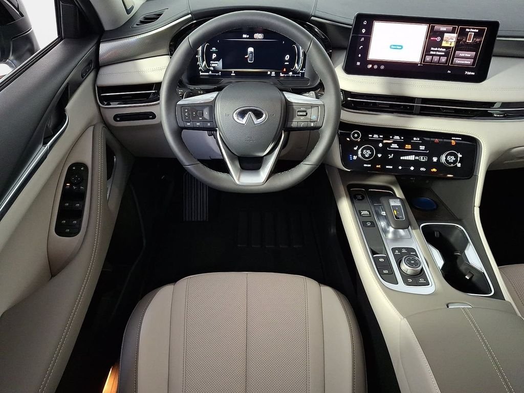 New 2027 GRAPHITE SHADOW INFINITI Luxe AWD image 12