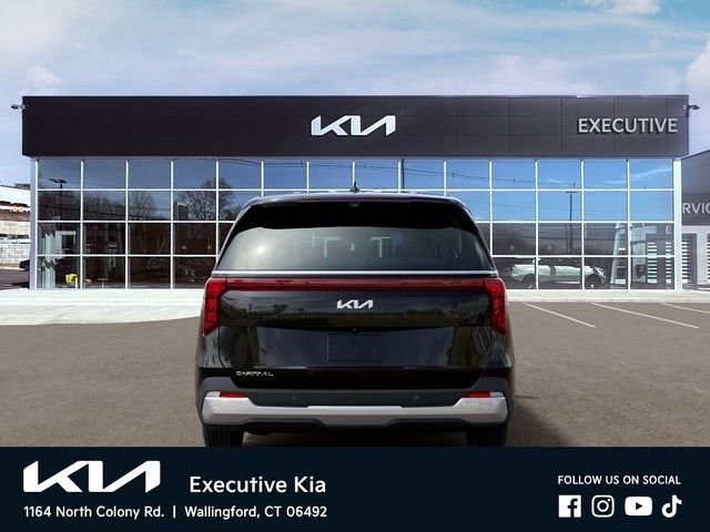 New 2026 Aurora Black Pearl Kia LXS image 5