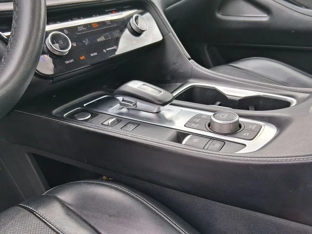 Used 2023 Black INFINITI LUXE image 16