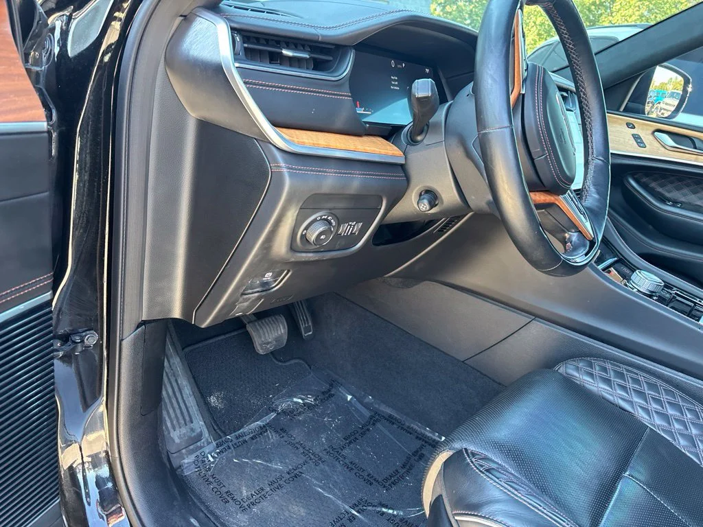 Used 2021 Black Jeep Summit image 54