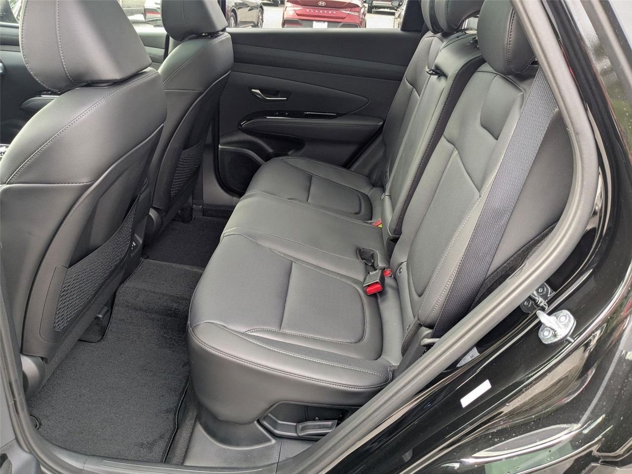 2025 Hyundai Tucson Limited - Photo 30