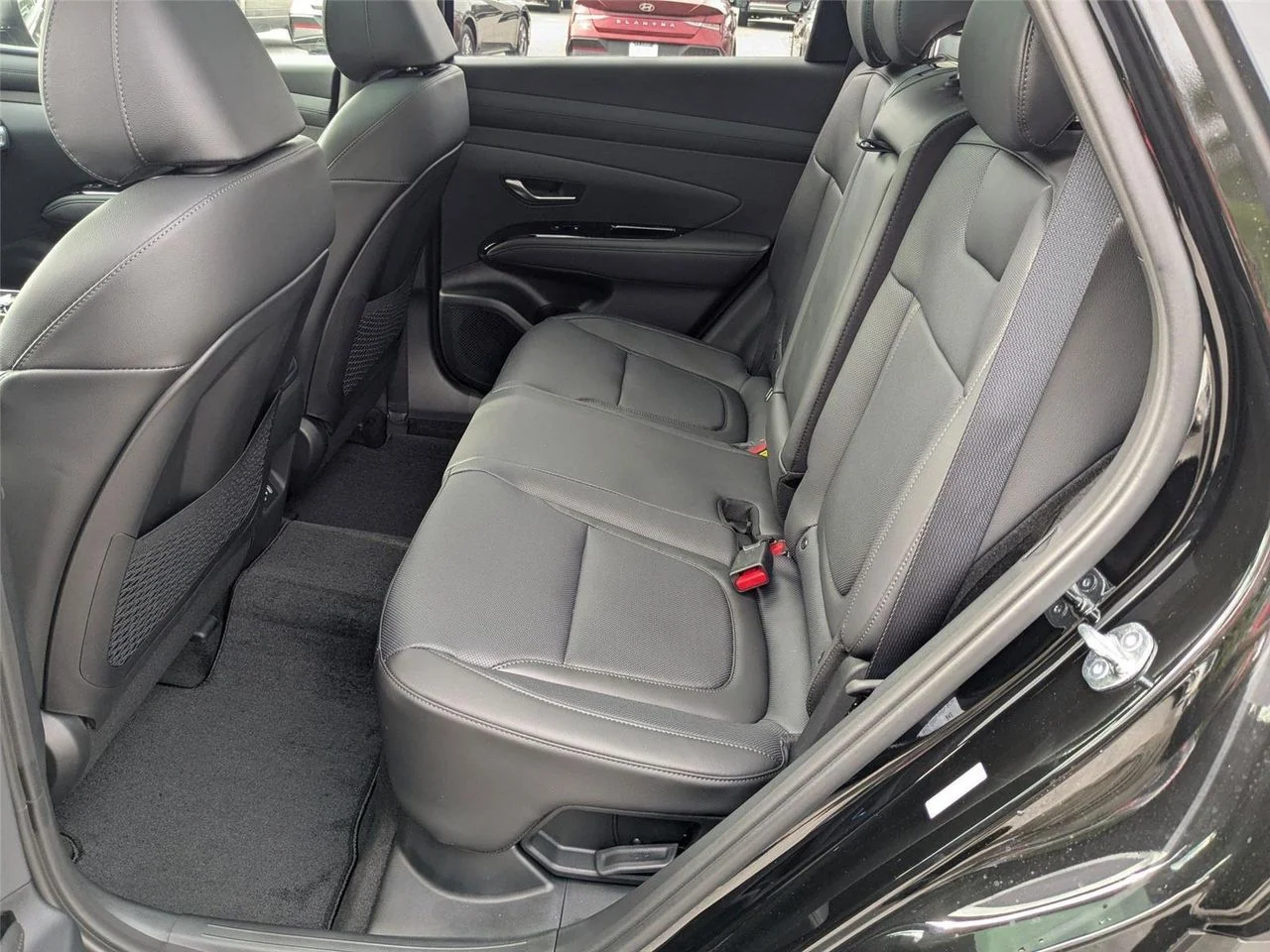 2025 Hyundai Tucson Limited - Photo 30
