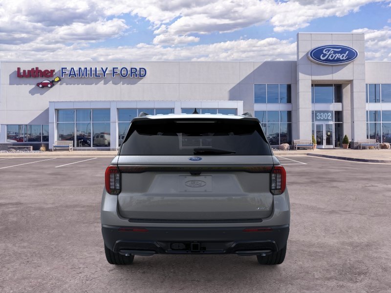 New 2026 Carbonized Gray Metallic Ford ST-Line image 38