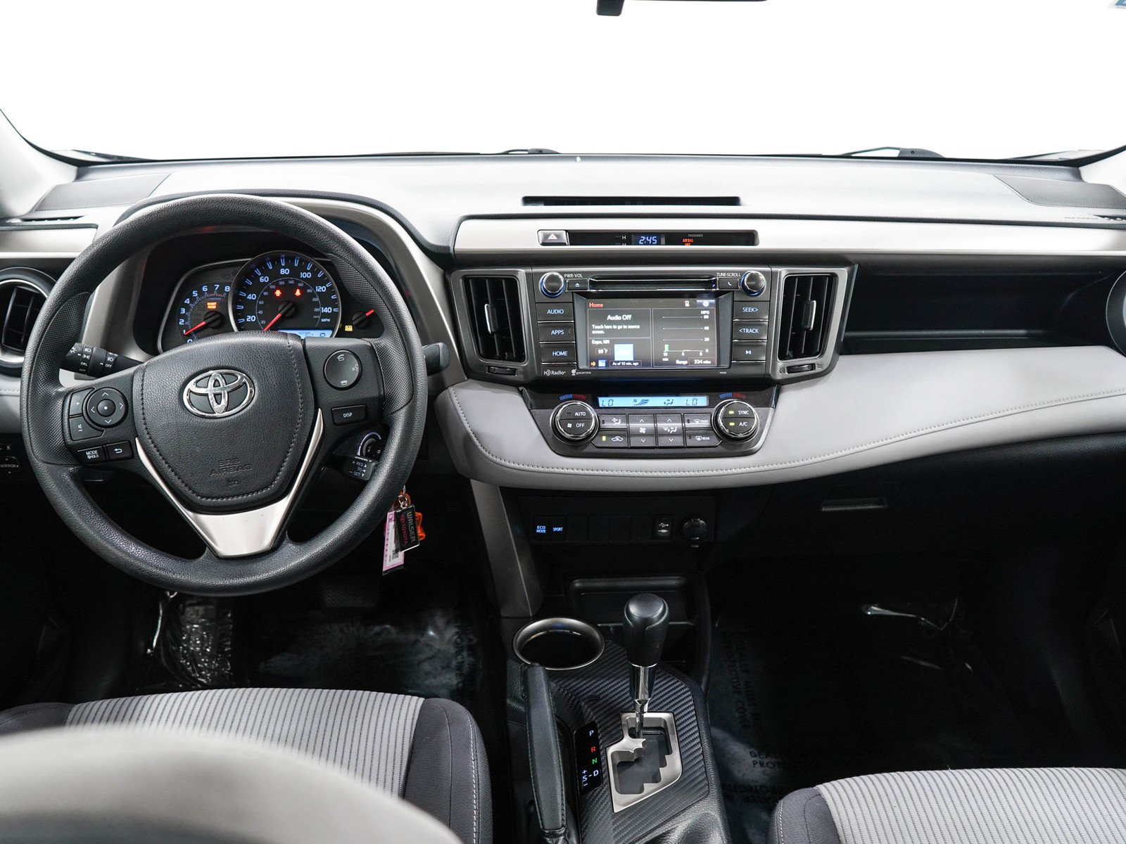 Used 2015 Magnetic Gray Metallic Toyota Xle image 16