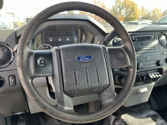 2015 Ford F-450 Super Duty Chassis Cab XL - Photo 13