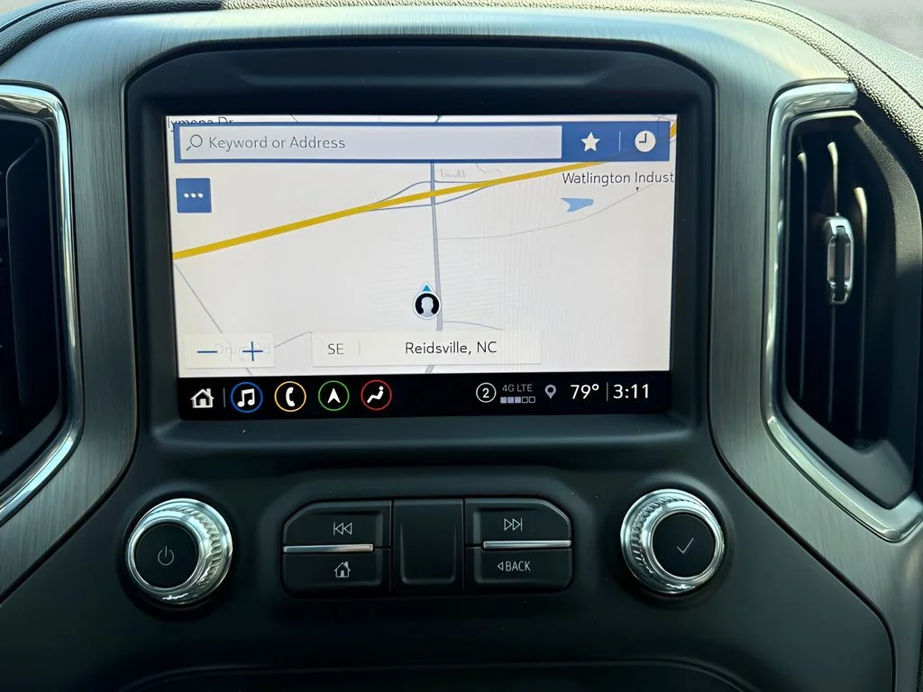 Used 2022 Black GMC Denali image 27