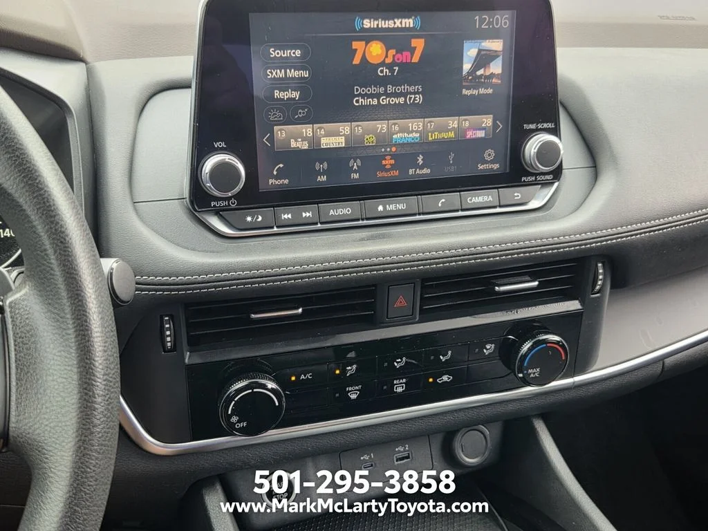 Used 2021 Black Nissan S image 16