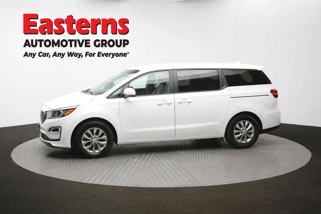 Used 2020 White Kia LX image 58