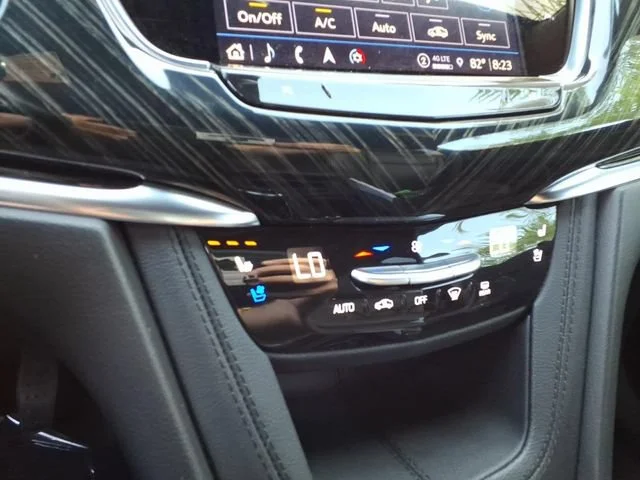 Used 2025 Stellar Black Metallic Cadillac Premium Luxury image 23