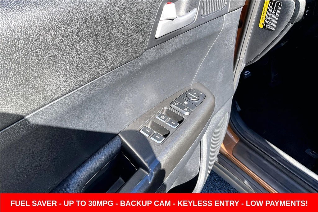Used 2017 Brown Kia LX image 25