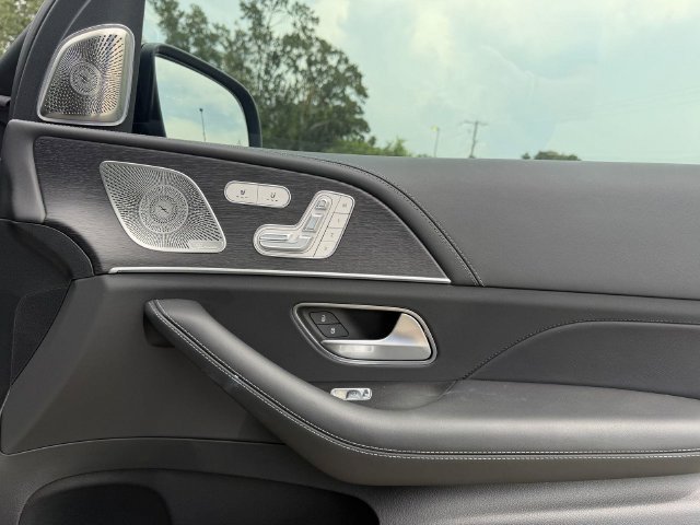 Certified Used 2026 Selenite Grey Metallic Mercedes-Benz GLS 580 image 30
