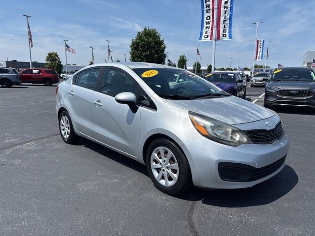Used 2013 Silver Kia LX image 32