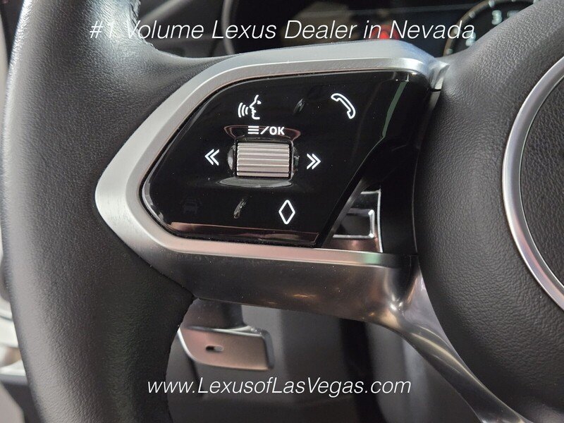 Used 2021 Yulong White Metallic Jaguar P250 SE image 31