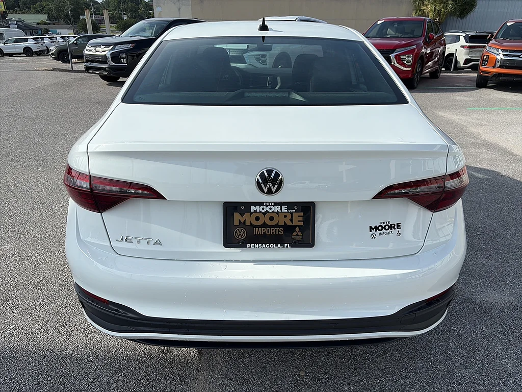 Certified Used 2023 Pure White Volkswagen Sport Auto image 7