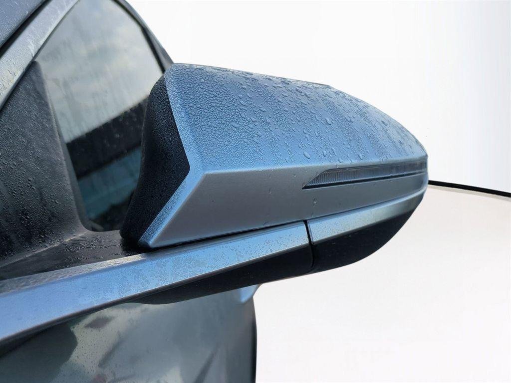 New 2026 Silver Hyundai SEL Premium FWD image 12