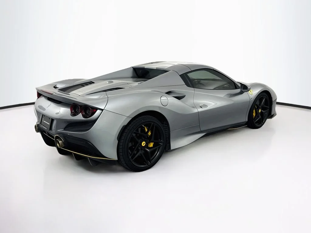 Used 2021 Argento Nurburgring Metallic Ferrari Base image 34