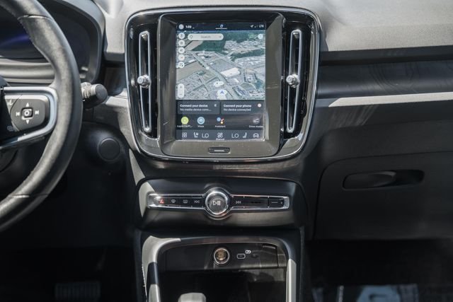 Used 2023 Crystal White Volvo Ultimate image 22