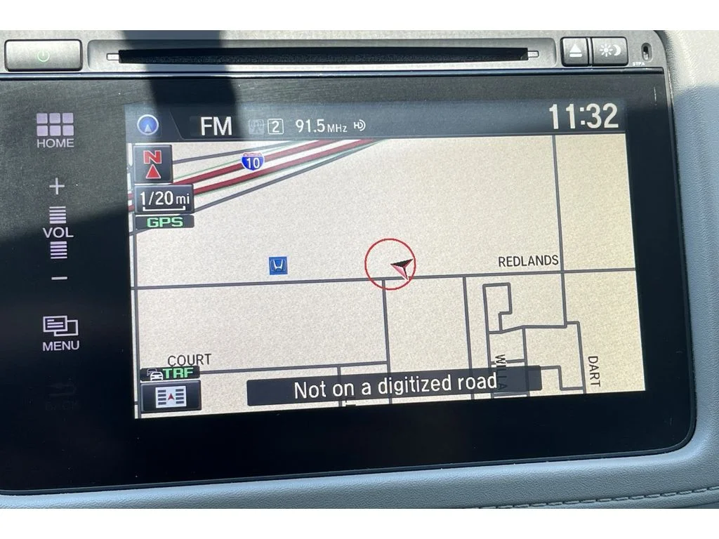 Used 2018 White Orchid Pearl Honda EX-L Navi image 43