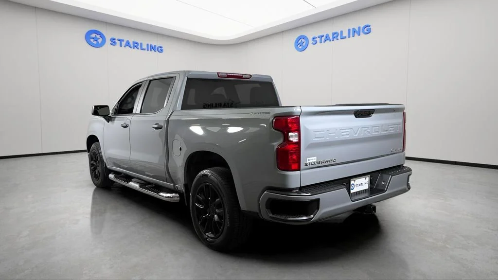 Used 2025 Slate Gray Metallic Chevrolet Custom image 6