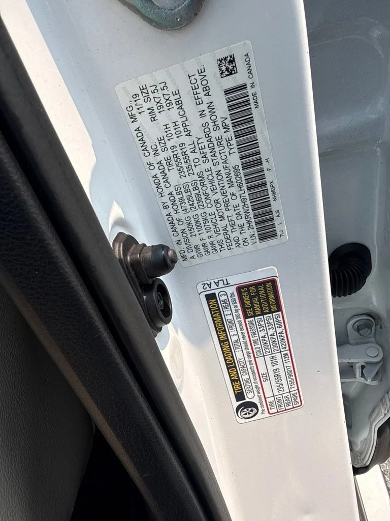 Used 2020 White Honda Touring image 25