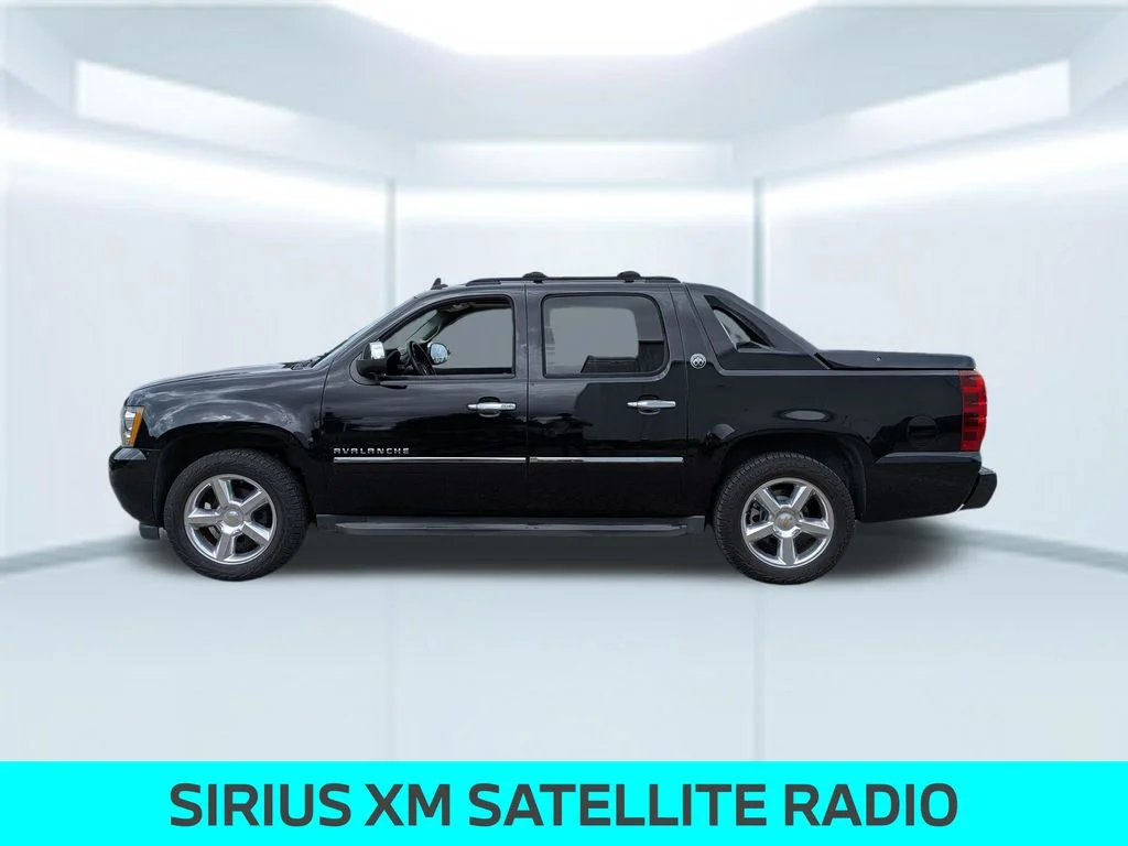 Used 2013 Black Chevrolet LTZ image 2
