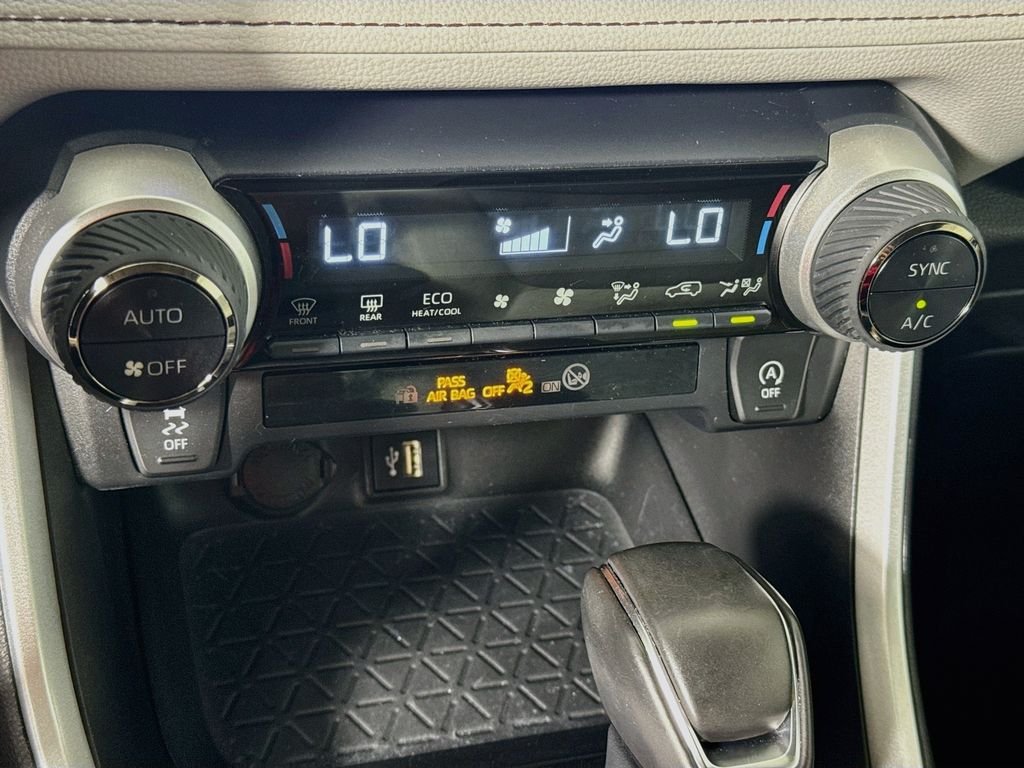 Used 2024 Magnetic Gray Metallic Toyota XLE Premium image 17