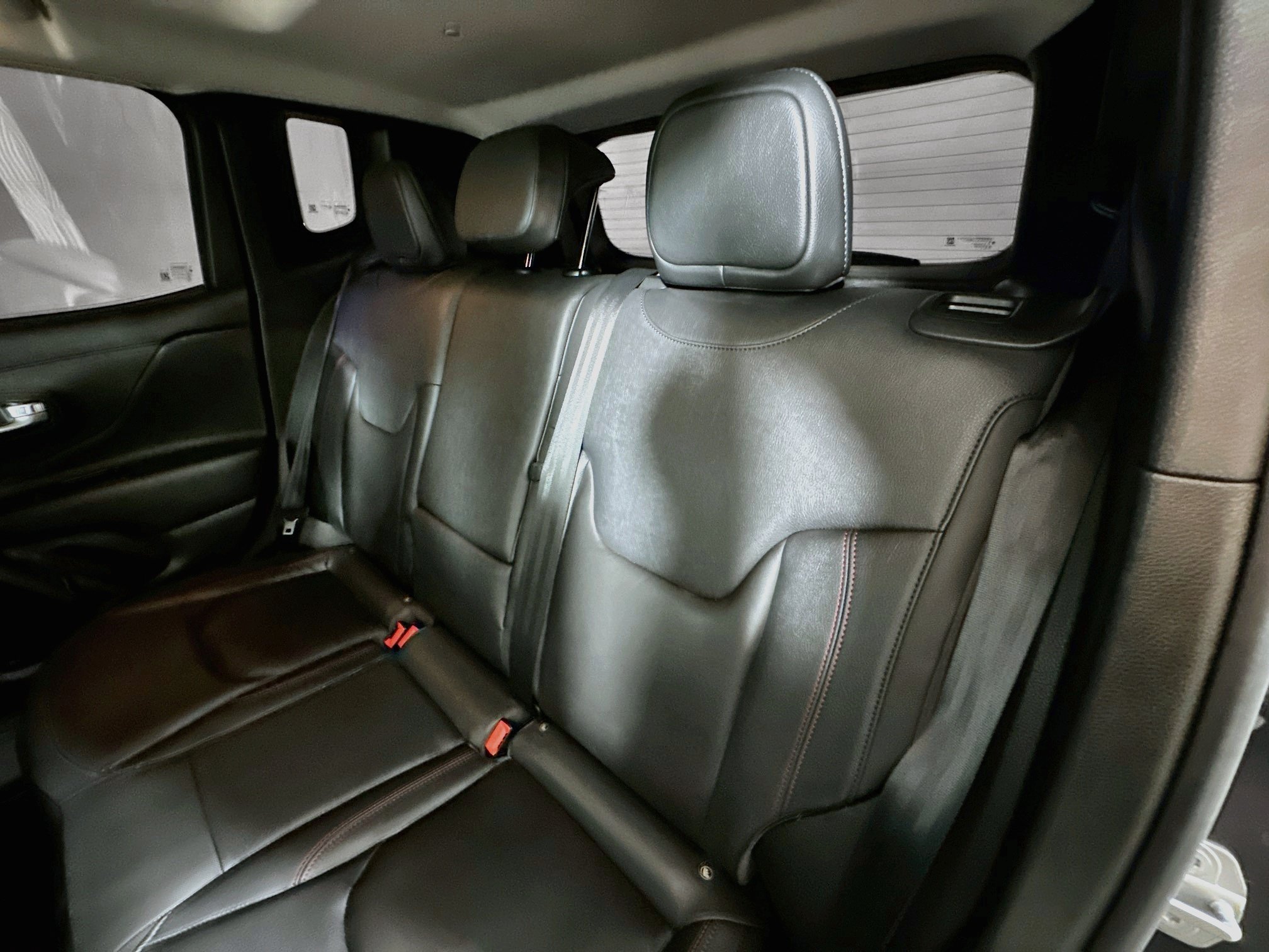 Used 2022 Graphite Gray Jeep Trailhawk image 24