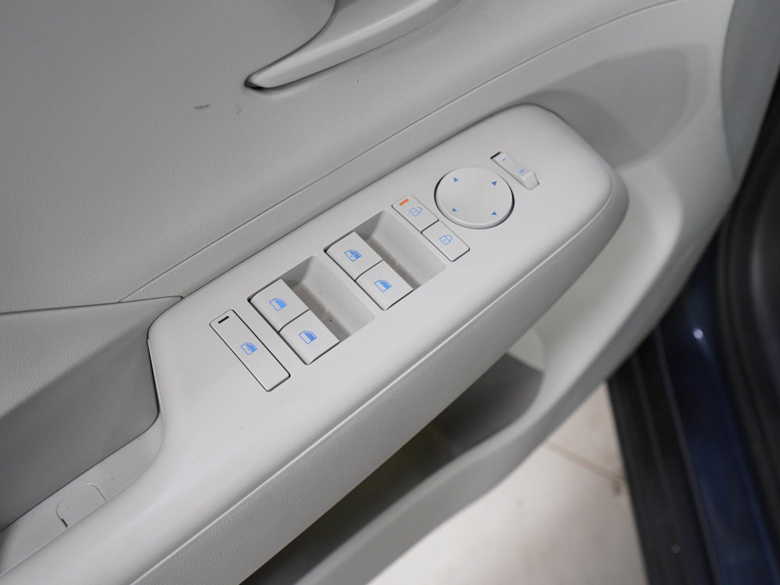 2024 Hyundai Kona SEL - Photo 22