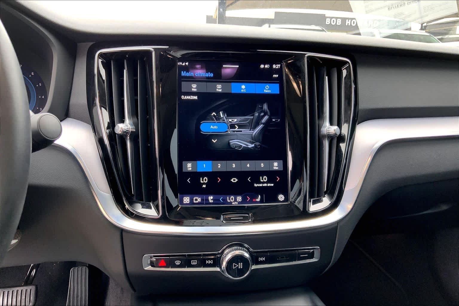Used 2023 Thunder Grey Metallic Volvo Core Dark Theme image 31