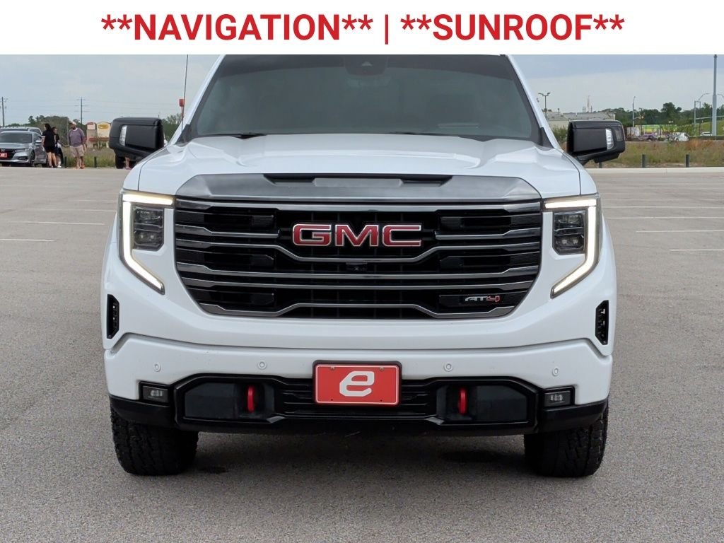 Used 2024 White GMC AT4 image 2